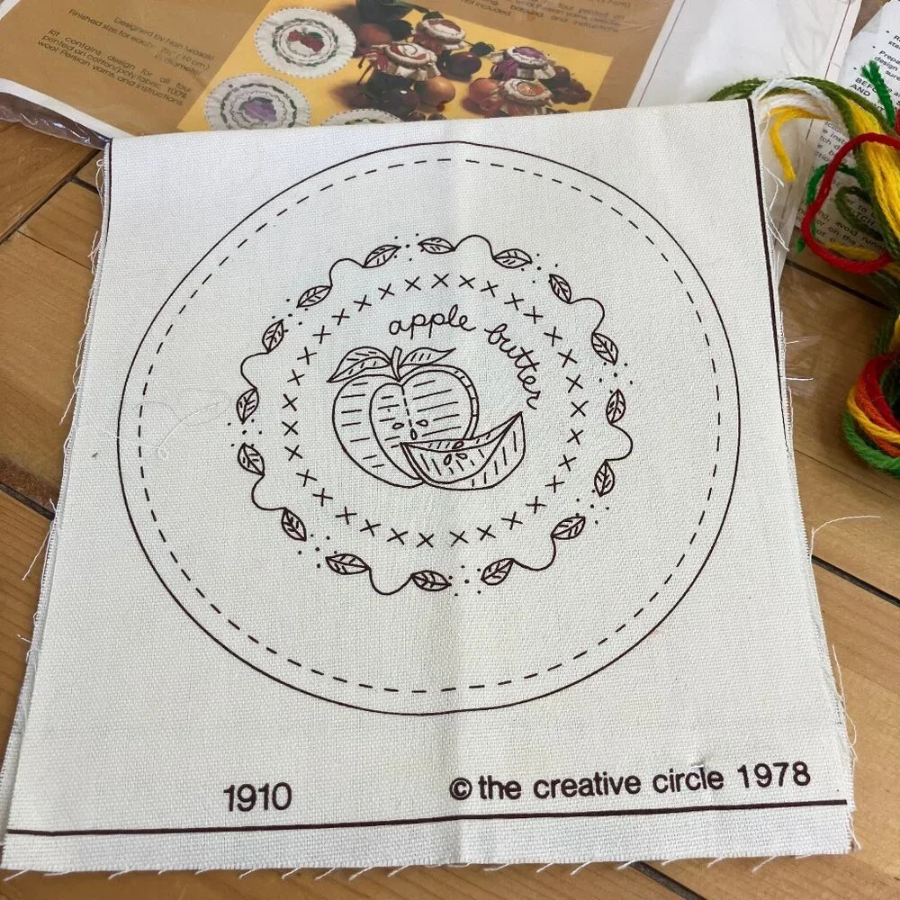 Creative Circle Fruit Jam Lid Covers Crewel Kit 1910 Vintage Apple Grape Orange - Picture 5 of 5